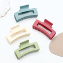 Tugev ja mittelibisev juukseklamber 4tk komplektis